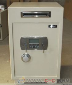 定制安全 从保险柜厂家到电子与投币保险柜的精品打造